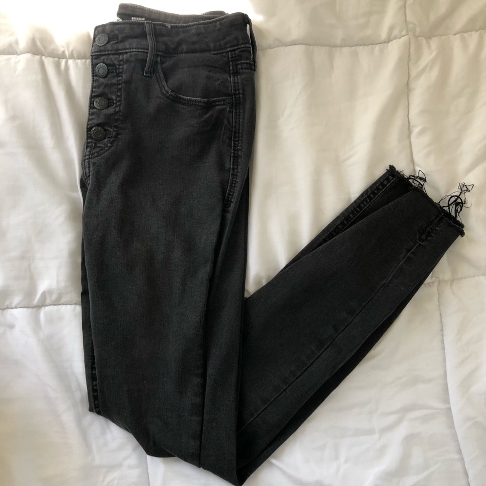 black high rise distressed skinny
